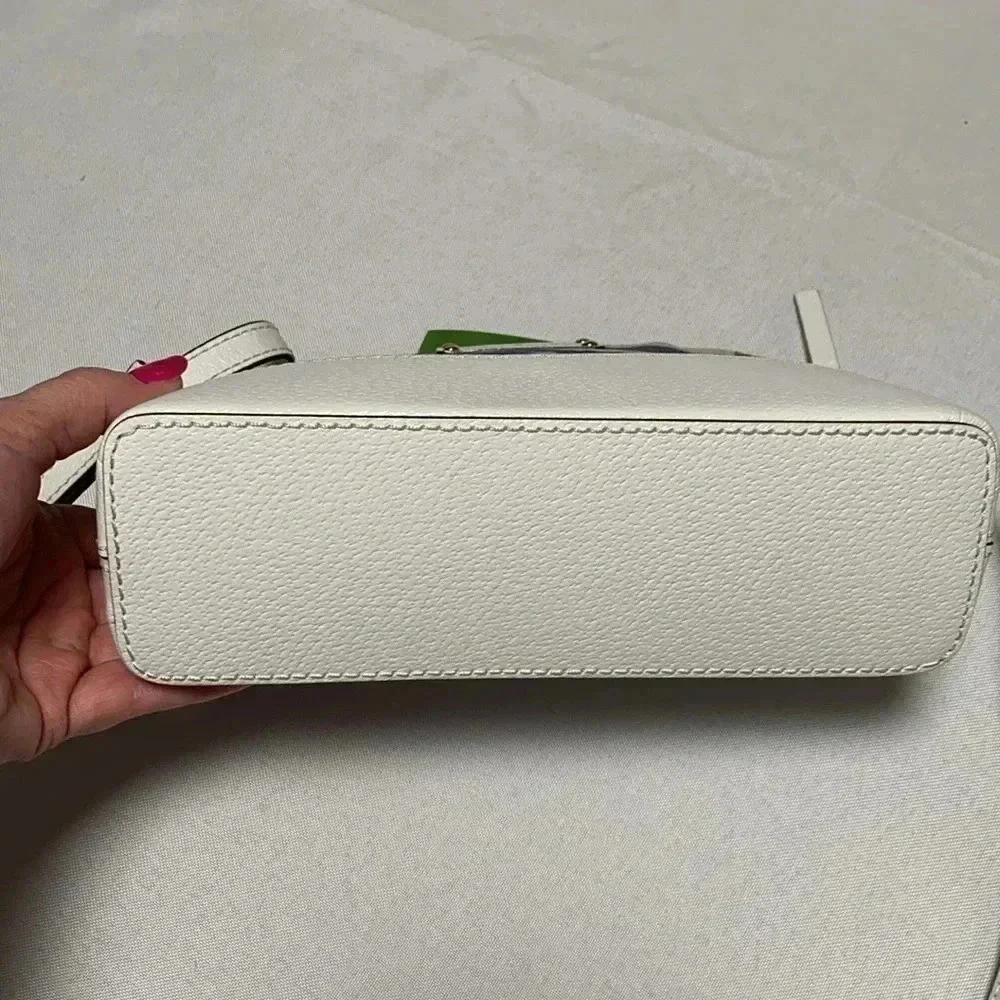 KATE SPADE ♠️ Crossbody Purse, beautiful color❣️